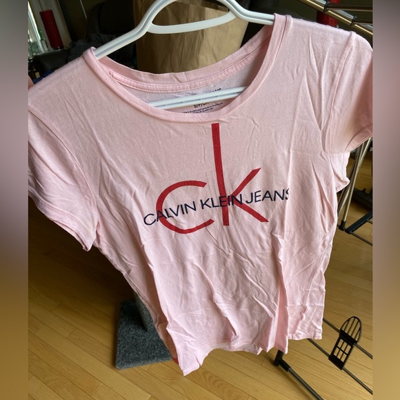 pink CK shirt - Picture 1 of 3